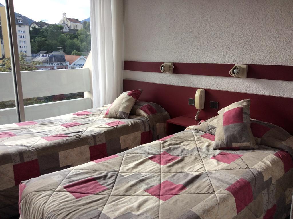 Hotel Lys De Marie Лурд Экстерьер фото